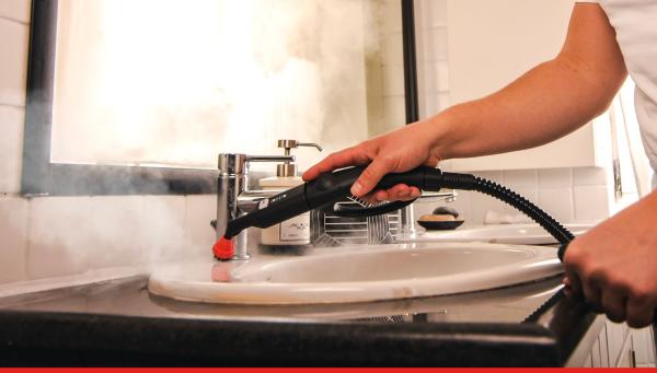 Peut-on nettoyer une maison entière sans produits chimiques ? Méthodes et limites