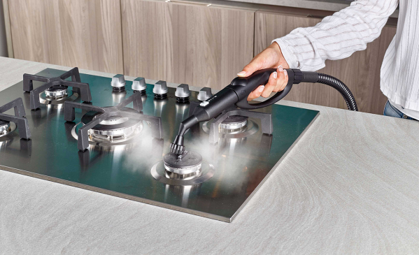 Nettoyeur vapeur : qu’est-ce qu’il peut faire et ne peut pas faire ?