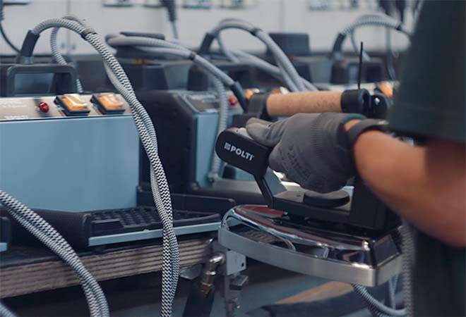 Fer à vapeur reconditionné dans les laboratoires Polti